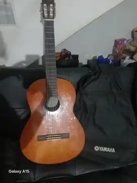 Gitar Yamaha acoustik listrik Tipe CX 40
