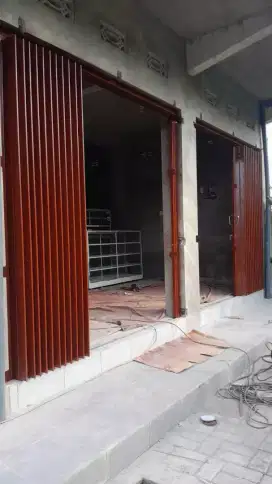 pintu harmonika