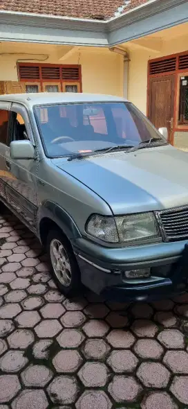 Kijang krista deisel tahun 2000
