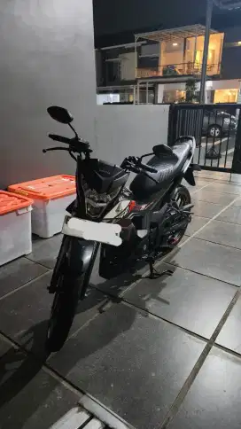 Jual motor bekas Sonic 150R 2020