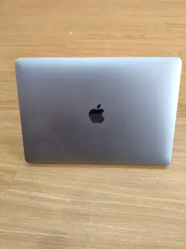 MacBook Air 2020 M1 Second Garansi