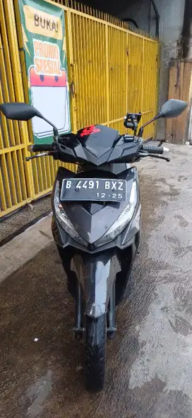 Vario 125 2016 led old