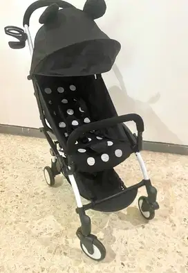 Baby stroller merk YoYa hitam (ringan dan kuat)