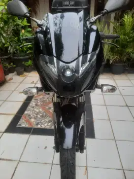 Pulsar 220f kondisi istimewa