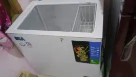 Freezer merk RSA 300L Normal