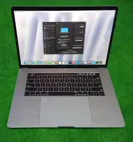 Macbook Pro 2019 15inch i7 16/256 Grey Touchbar Dual VGA mulus murah