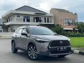 DP 8 JT! Toyota Corolla Cross 1.8 Hybrid AT 2021 Abu abu Metalik