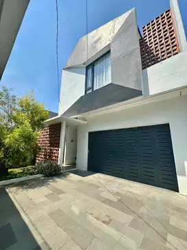 LUAS 300 SEMI FURNISHED RINGROAD SETIA BUDI MEDAN SELAYANG