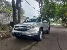 Dijual Mobil Honda CRV 2,4 Tahun 2011