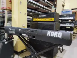 Keyboard KORG PA600