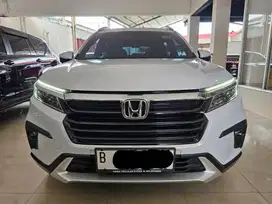 KM 30 RIBUAN Honda BRV Prestige At 2022 Putih Plat Genap Terawat