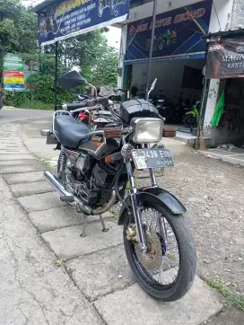 YAMAHA RX-KING TAHUN 2001