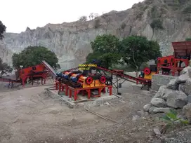 mesin pemecah batu atau stone crusher