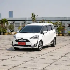 Toyota Sienta V 1.5 AT 2020