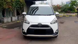 Toyota Sienta 1.5 V AT Putih NIK 2017 Low KM 43rb Record Rawatan