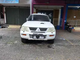 Mitsubishi STRADA L200