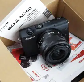 Canon m200 ( di cari untuk di beli ya gan )