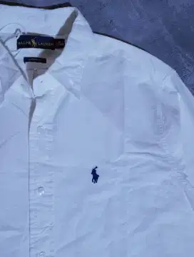 Kemeja putih Ralph Lauren
