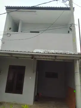 Dijual rumah 2 lantai