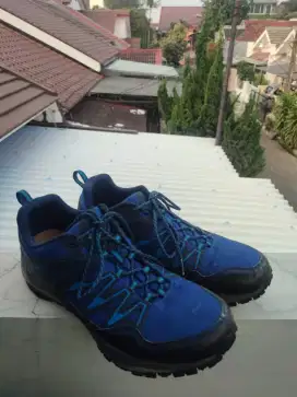 sepatu gunung columbia size 45 / us 12