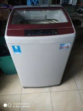 Mesin cuci merk Aqua