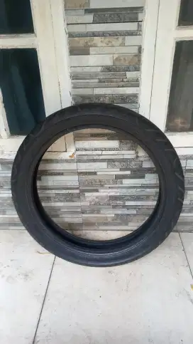 Ban tublles ring 17 100/80-17