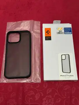 Spigen 15 Pro Max Case iPhone