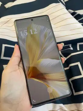 VIVO V29 RAM 8/268 LENGKAP MULUS