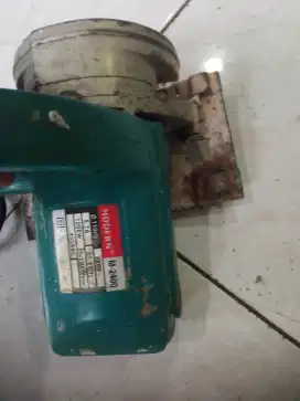 Mesin pemotong keramik modern murah