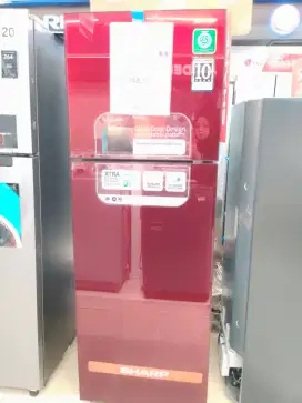 Kredit Sharp 2 pintu 256L