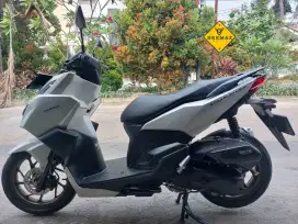 (DP 500)‼️ Plat B TangKot Vario 160 CBS Putih 2023 Cash / Kredit