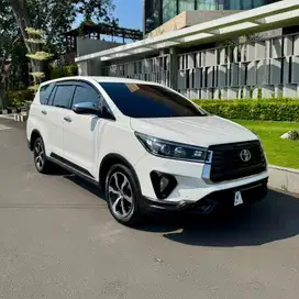 Innova Reborn Venturer Diesel Matic 2022
