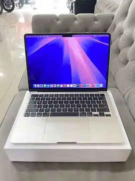 MACBOOK AIR M2 13” Fullset