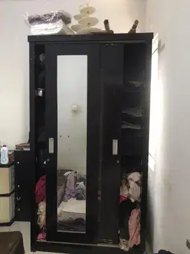 Jual lemari 2 pintu warna hitam