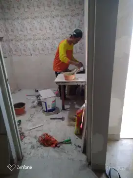 KANG MUS JASI TUKANG BANGUNAN
