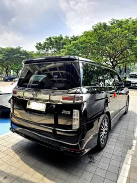 Nissan Elgrand 2017 Bensin