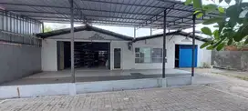 GUDANG HASYIM ASHARI CIPONDOH pinggir jalan raya
