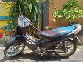 Suzuki Shogun 125 tahun 2005