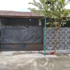 Dijual rumah  sdh reniv di Villa cileungsi 2