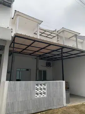 Rumah 2 lantai 3 KT 2 KM cuma 5 menit akses stasiun