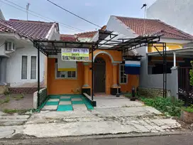 DIJUAL RUMAH DI CLUSTER TAMAN BESAKIH, SENTUL CITY (SSR278)
