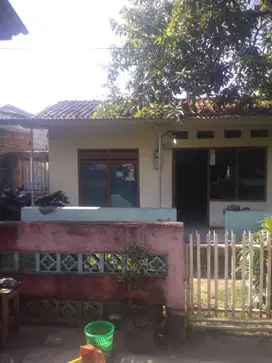 Dijual Cepat Rumah di daerah Pasar Baru, Tangerang