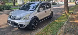 Nissan Grand livina 2012 Bensin