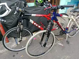 Di jual sepeda merk GT dan Polygon