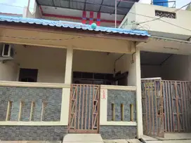 Dijual Cepat rumah 2 lantai Binong Permai Tangerang Lokasi Strategis