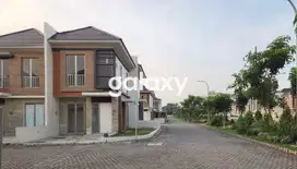 Rumah Greenland Gresik 2 Lantai Hook Timur Selatan
