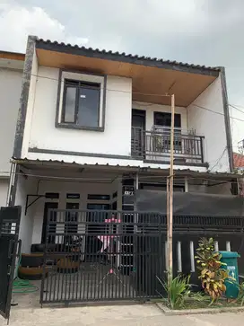 Rumah 2 lantai komplek Kiara sari permai belakang Samsat Kiara condong