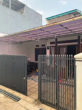 Dijual Rumah di Sarijadi Bandung, Bagus Minimalis 1,5 Lantai