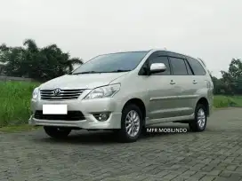 TDP 0 - Toyota Grand Innova V 2.0 AT 2011 Luxury Mewah