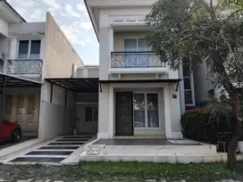 Dijual: Rumah Dua Lantai Gading Serpong, Tangerang